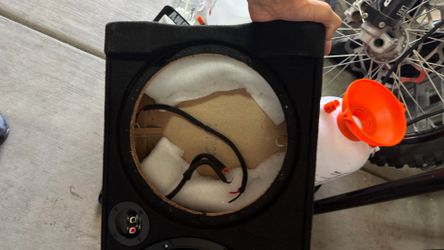 Kicker Speaker Box Slim