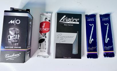 Bass Clarinet - NEW VanDoren Ligature, Legere Reed & 3Vandoren reed Lot - Sealed