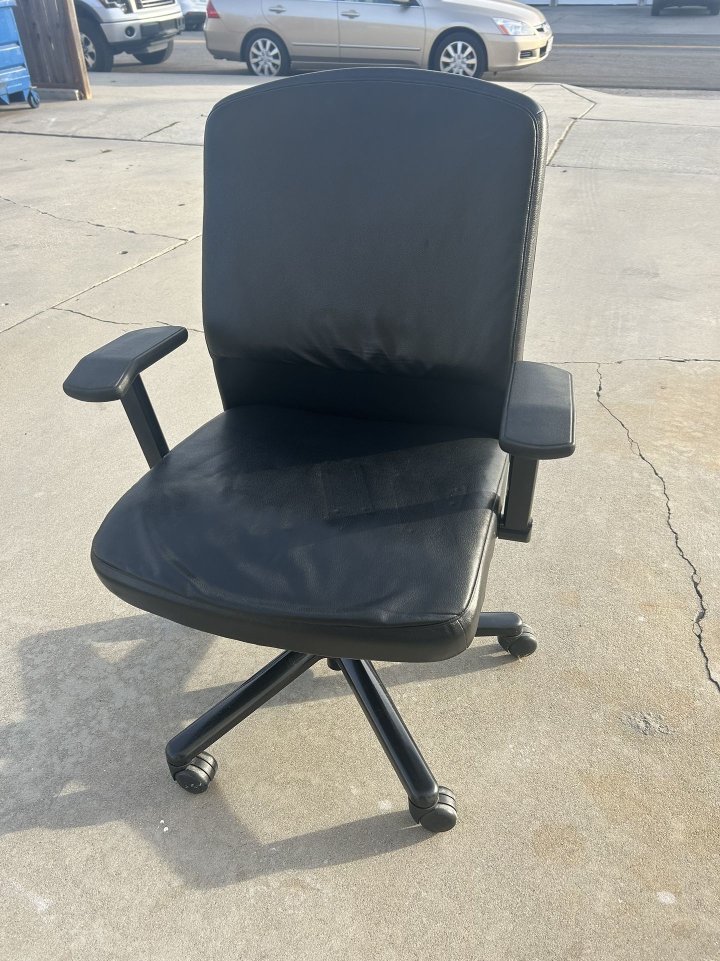 Office Chair - Good Condition