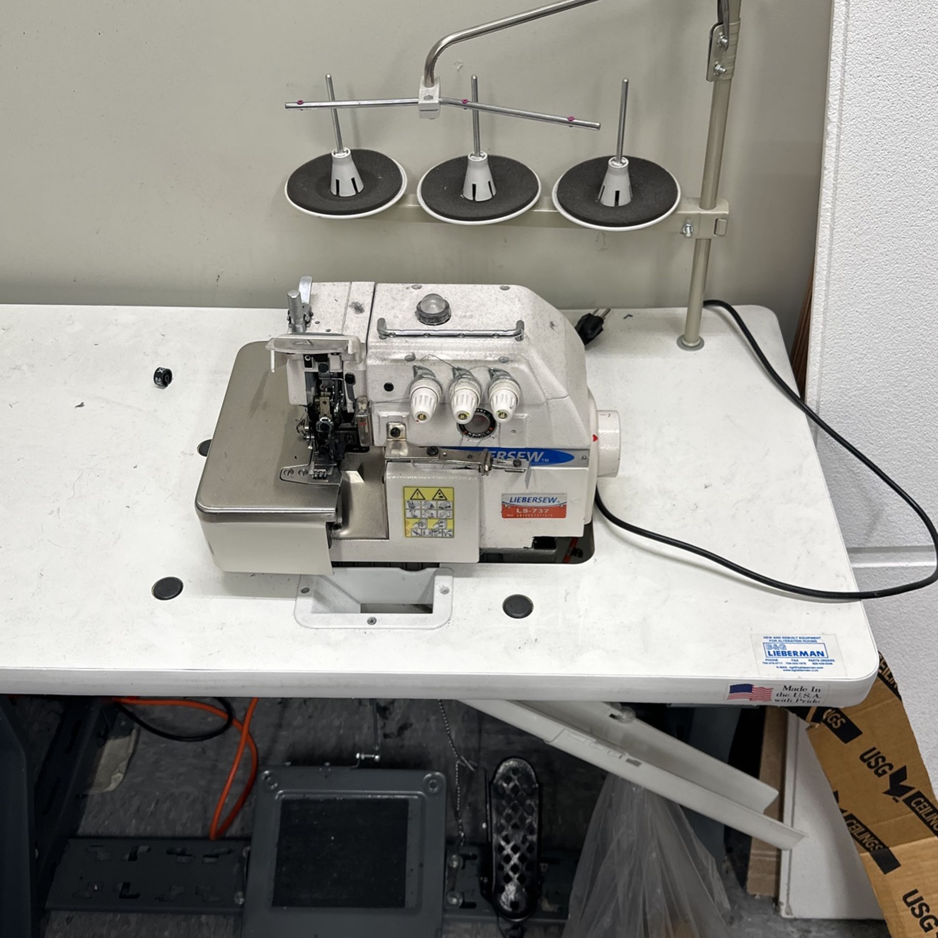 Liberman Overlock Sewing Machine