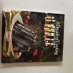 Vintage A Decade of Cooking The Costco Way Cookbook