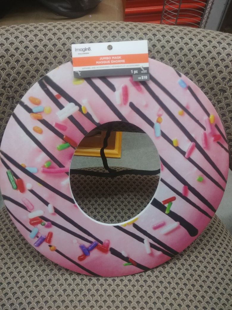 Donut face mask