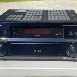 Pioneer Elite VSX-82TXS with Remote and Cables