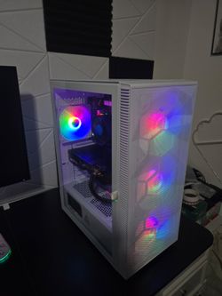 White Gaming PC / Open to trade
