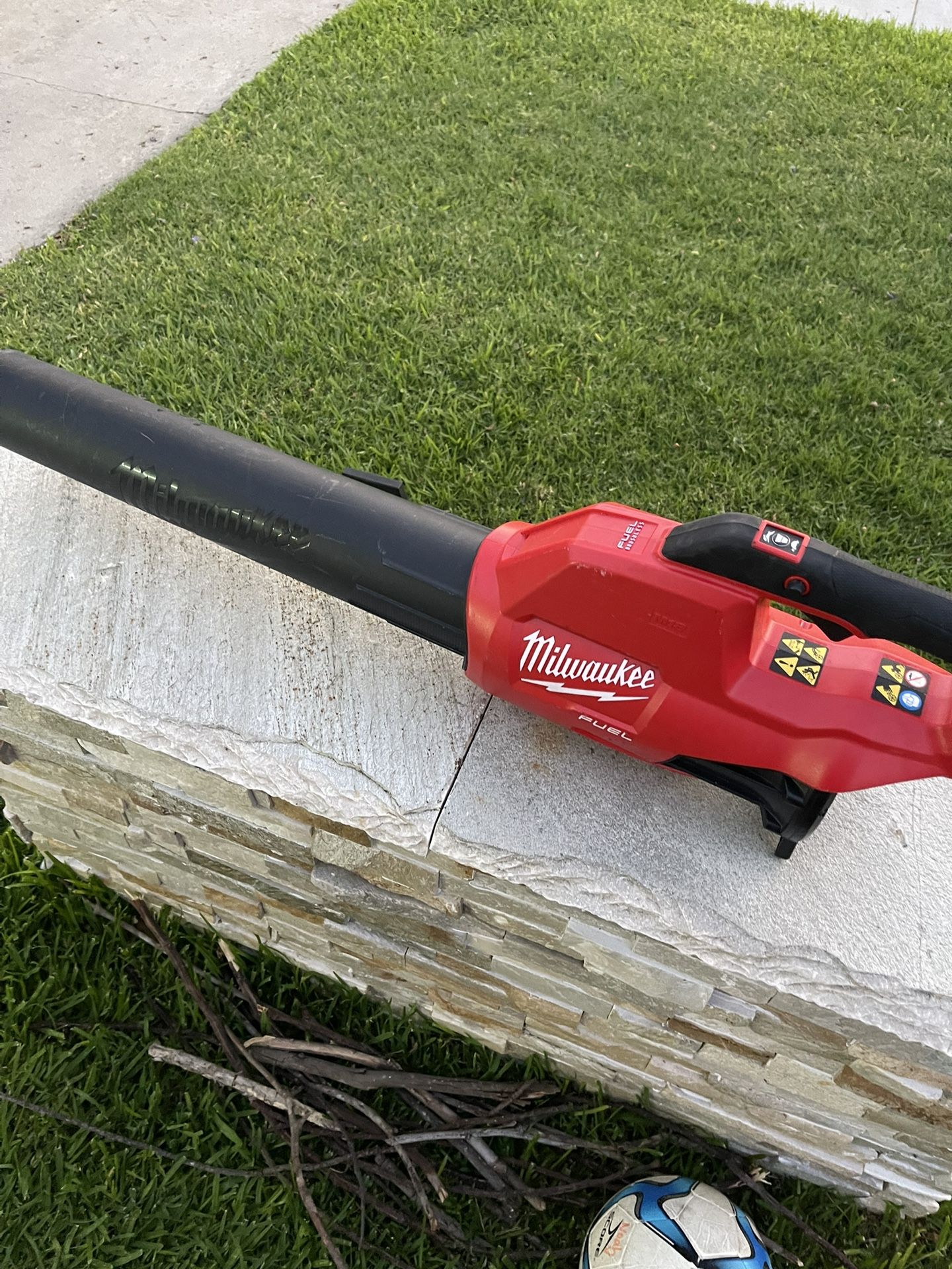 Milwaukee Blower
