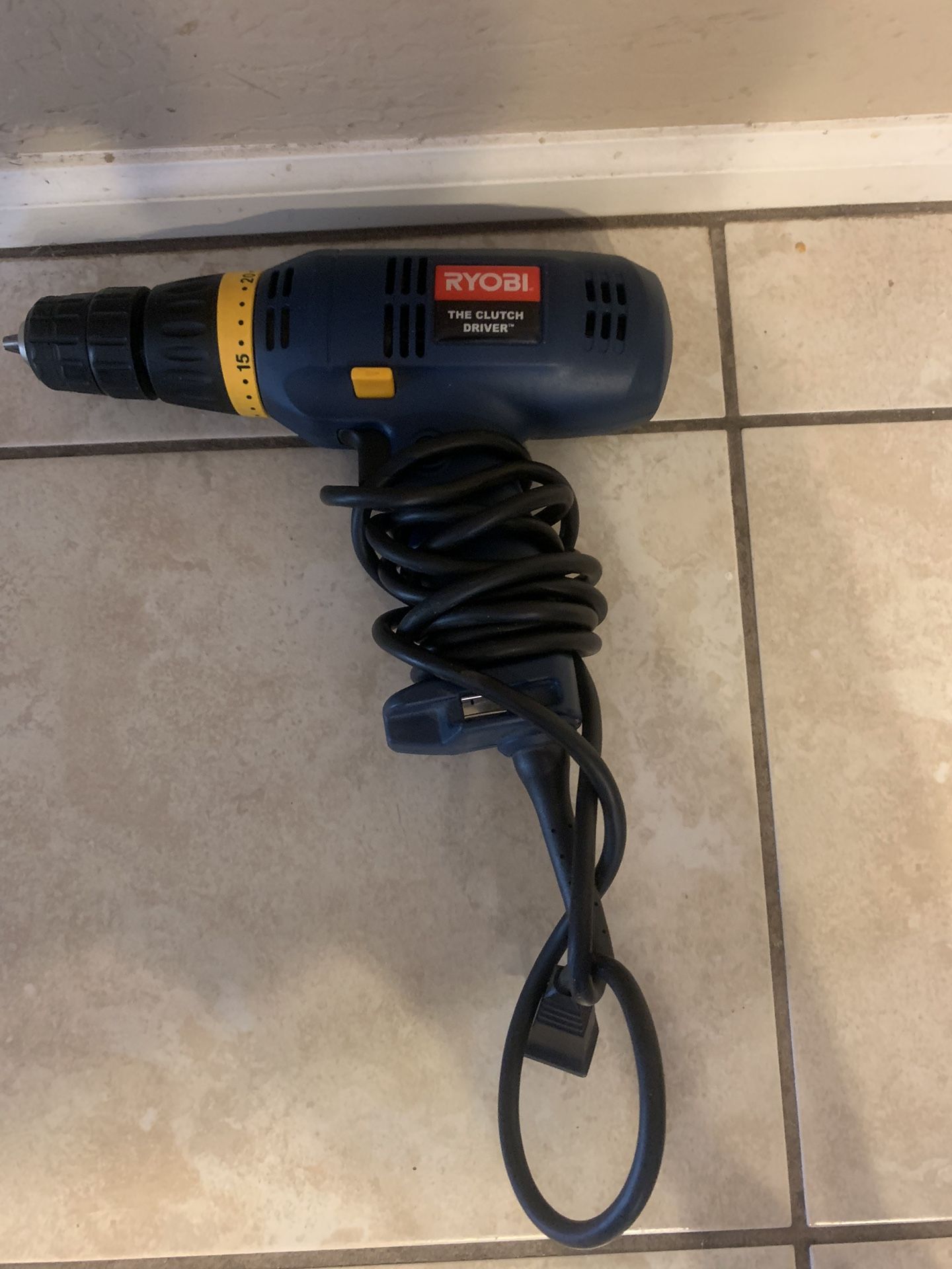 RYOBI Cluth Driver