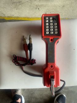 Lineman’s handset