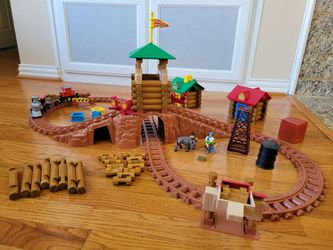 Lincoln Logs Frontier Express Train Set