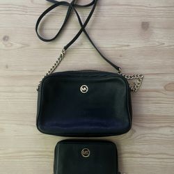 Michael Kors Leather Crossbody Bag & Wallet! 
