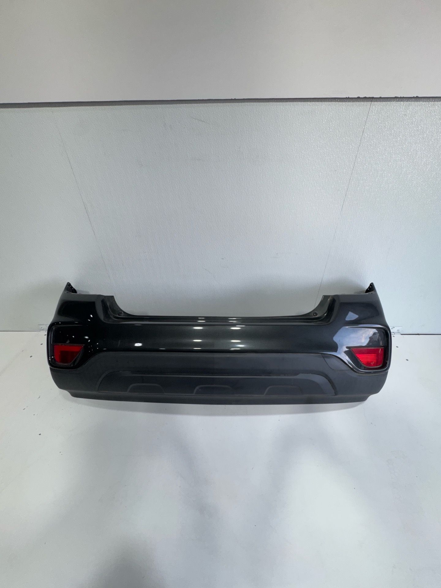 (880) 17-22 Chevy Chevrolet Trax Rear Bumper 2017 2018 2019 2020 2021 2022
