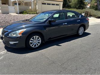 2015 Nissan Altima s 141,000 thousand miles just smoged an register runs great ice cold a/c