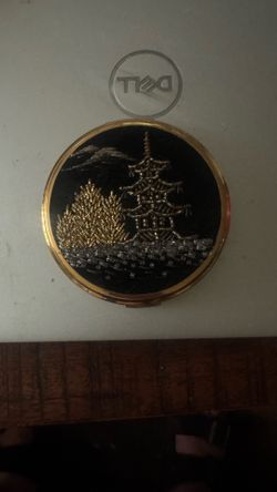 1920’s vintage makeup compact