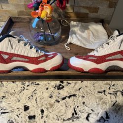 Authentic Jordan 11 Low IE Gym Red (Gently Used) Sz 9