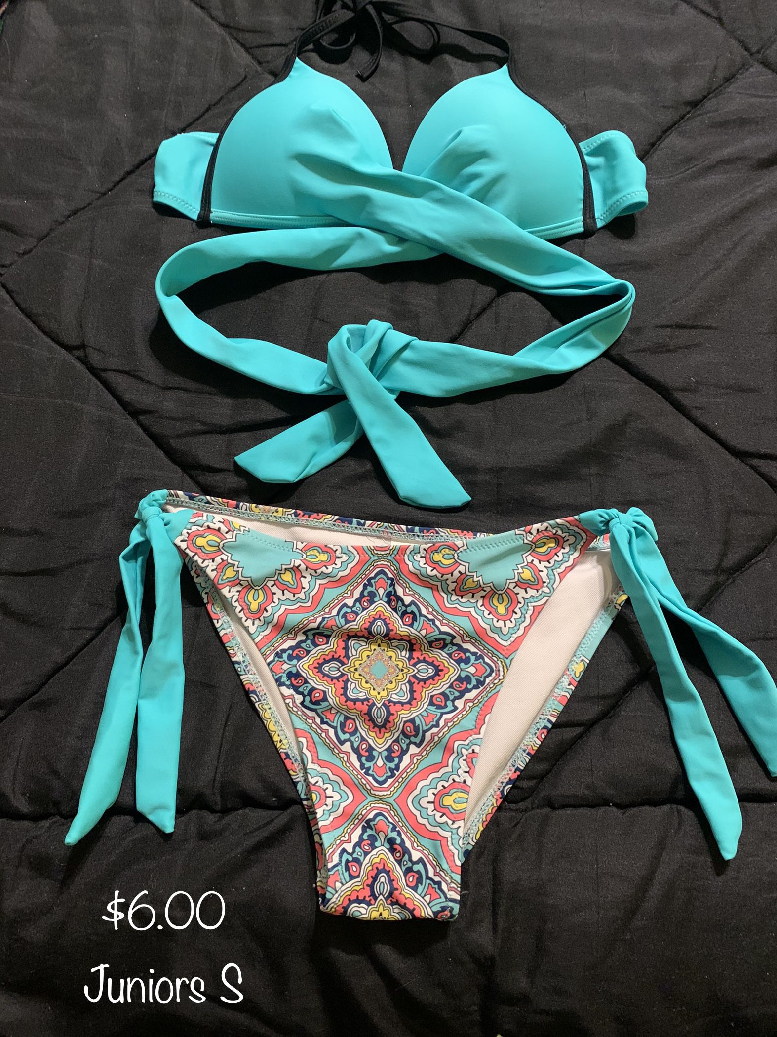 Turquoise Bikini Top W/Colorful Matching Bottoms
