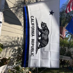 California Republic thin Blue Line Flag Size 3ftx5ft