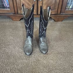Woman’s Cowboy Boots