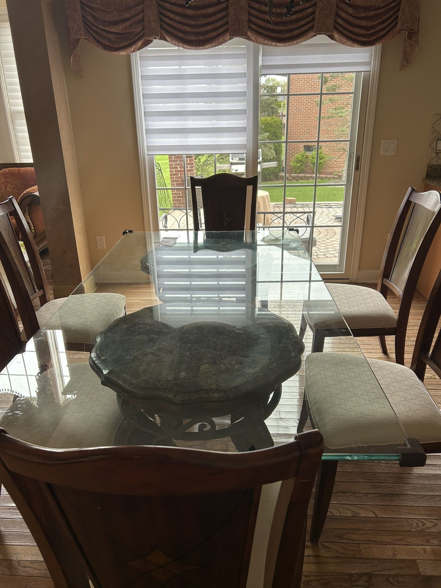 Dining table with six chair chairs