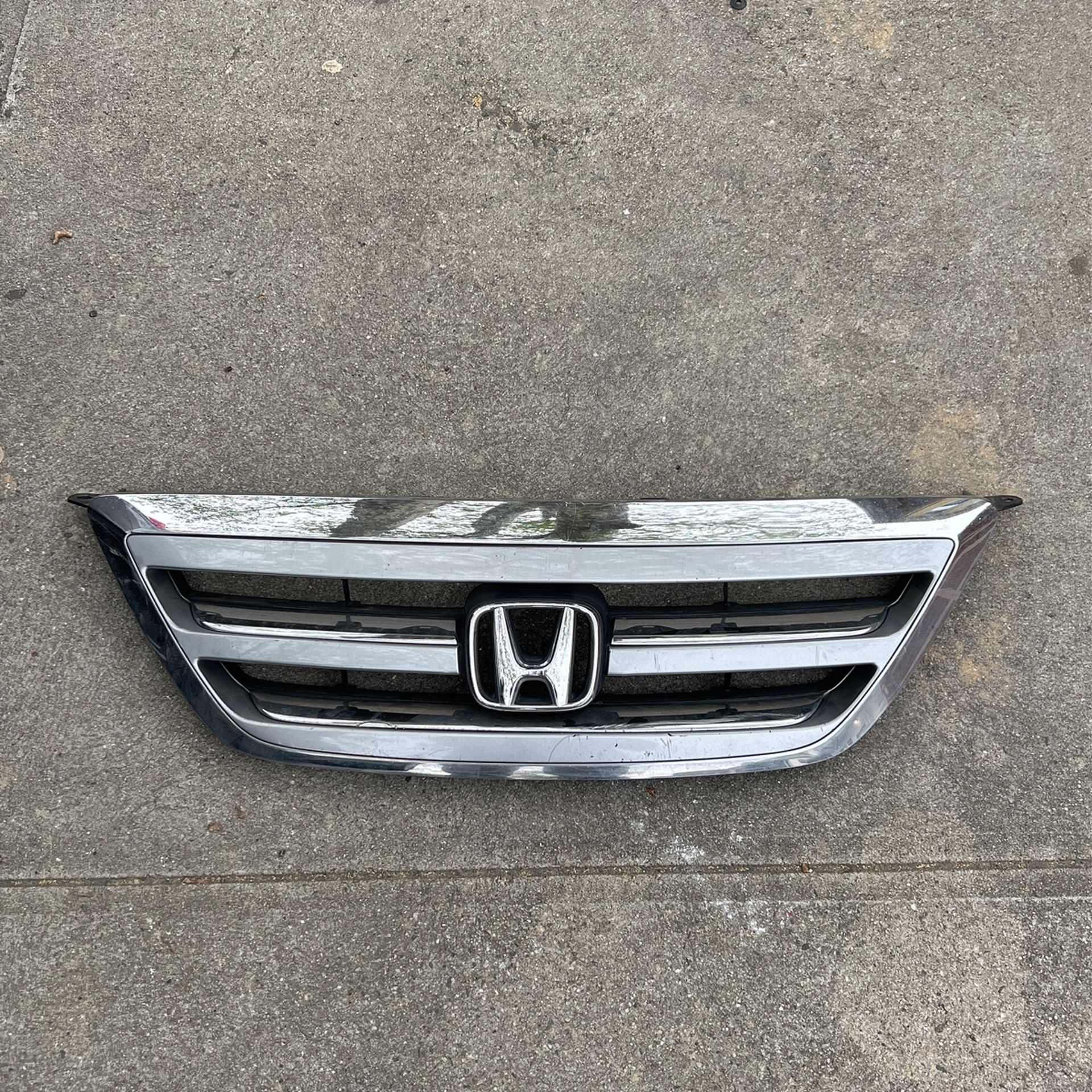 Honda CRV Grill
