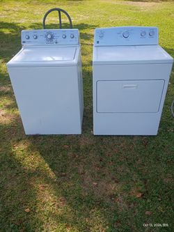 Maytag Washer and Kenmore Dryer Set