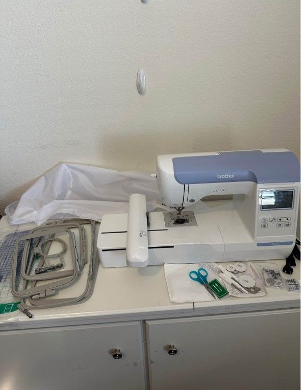 Brother PE800 Embroidery Machine