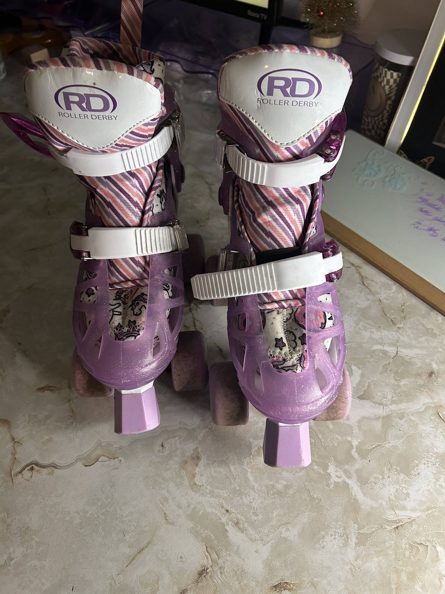Girl Skates