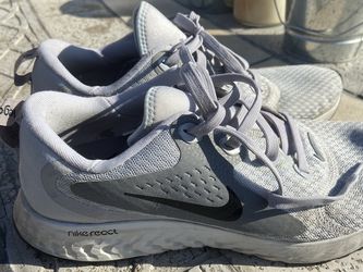 Men’s Nike Tennis shoes