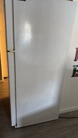 Refrigerator Used