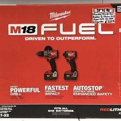 Milwaukee M18 18V Fuel Brushless 1/2” Hammer Drill W/ 2 Batteries & Charger New
