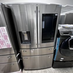 SAMSUNG FAMILY HUB REFRIGERATOR NEW