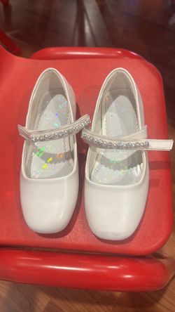 White flower girl fancy shoes