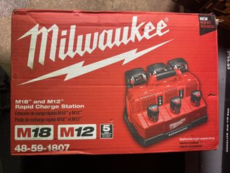 6 Bank M12/18 Charger