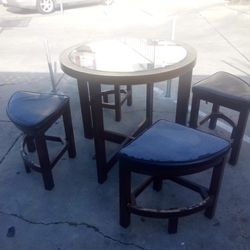 table and chairs