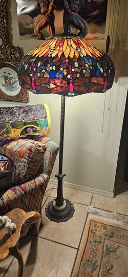 Tiffany Style Lamp