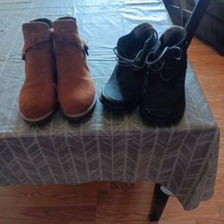 Boots / The Black Ones Are 7/12 And The Brown Ones Are 8