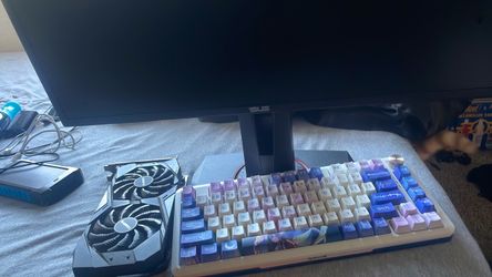 2060 with monitor and keyboard