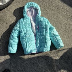 Great Condition Girls Very Warm Hoodie Jacket Size 7-8