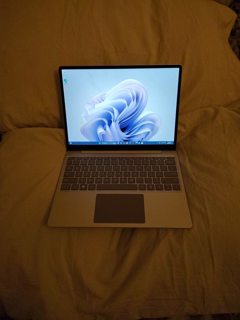 Microsoft Surface Laptop Go 3