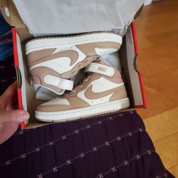 Toddler Nikes 12c