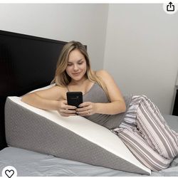 Kolbs Extra Wide Bed Wedge Pillow (31x33x12”)