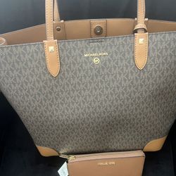 Michael Kors Tote (big) With Matching Wallet With Tags 