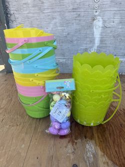 Plastic easter Bins