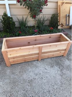 Planter box