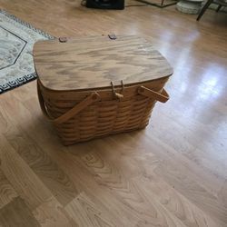 Longaberger Picnic Basket 