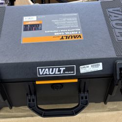 Pelican “Vault” Wheeled Travel Case, Fits 7x !