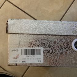 wetkiss Women's Clear Heels Shoes