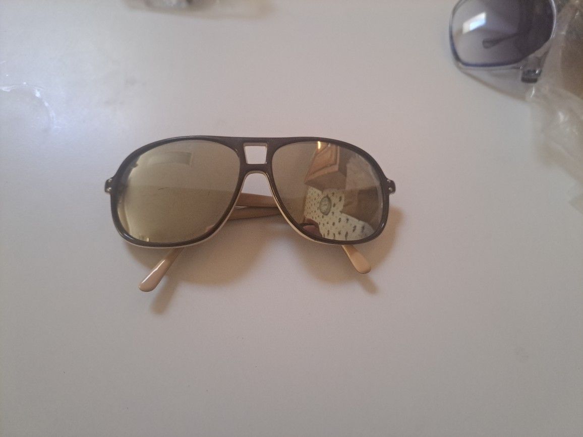 Vintage Style Eyes Mirror Sunglasses