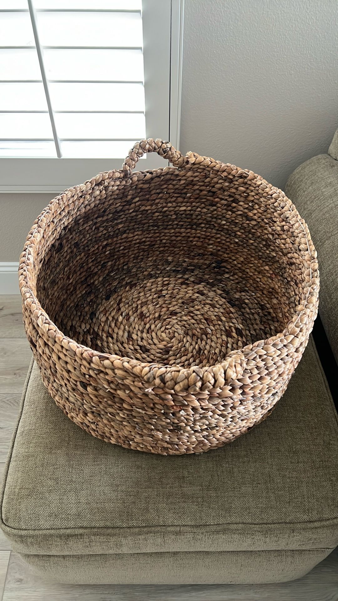Beautiful wicker basket.