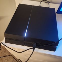 PS4 with 1 Controller