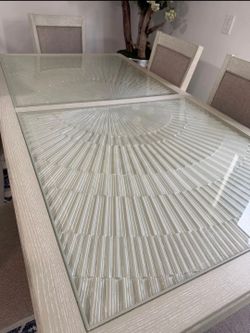 Dinning table
