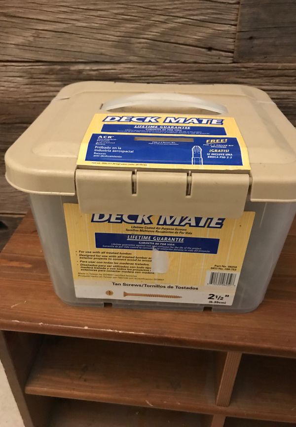 Deck Mate 25 lb 2 1/2 “ Tan for all treated lumber for Sale in Mesa, AZ